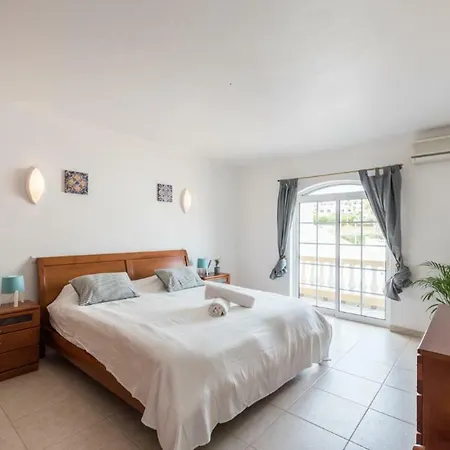 בית נופש Beautiful With Stunning Sea Views, Sleeps 6